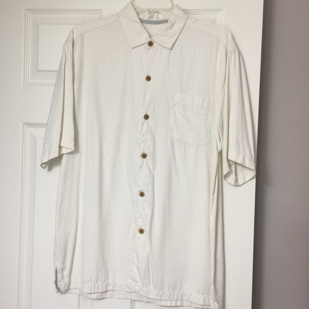 Tommy Bahama 100% silk button up shirt